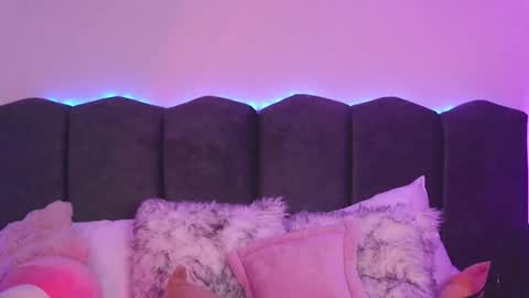 Snapshot of lilou_albrecht chatting on 02-28-26, 12:28 Lilou online show from 02-28-26, 12:28