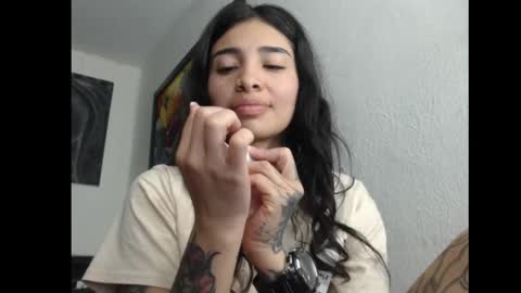 Snapshot of lilpalacio chatting on 02-24-25, 10:26 lil palacio online show from 02-24-25, 10:26