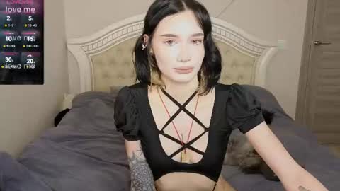 Jesse and Grace online show from 07-04-26, 04:51