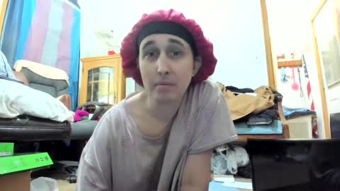 Snapshot of lilroshs chatting on 11-24-25, 12:32 LilRoshs online show from 11-24-25, 12:32