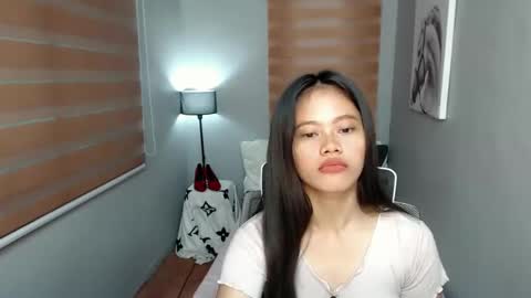 Snapshot of lilsweet_marie chatting on 12-04-24, 01:03 Lilsweet marie online show from 12-04-24, 01:03