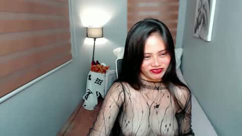 Snapshot of lilsweet_marie chatting on 01-13-25, 04:08 Lilsweet marie online show from 01-13-25, 04:08