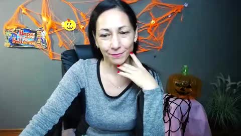 lilugrants online show from 10-23-25, 07:23