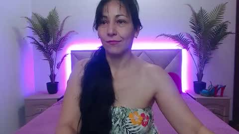 lilugrants online show from 11-25-25, 08:20