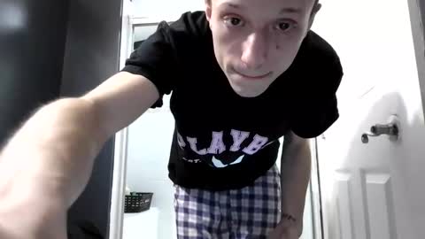 Little Violet online show from 11-27-25, 05:20