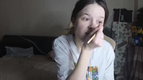 lily_and_jake online show from 11-22-25, 05:28