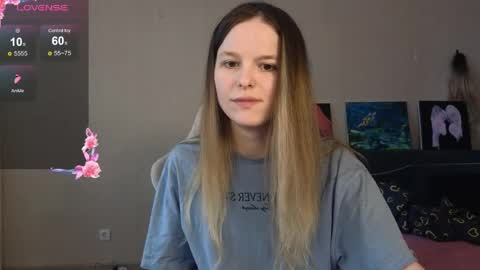 lily_and_jake online show from 04-11-26, 05:56