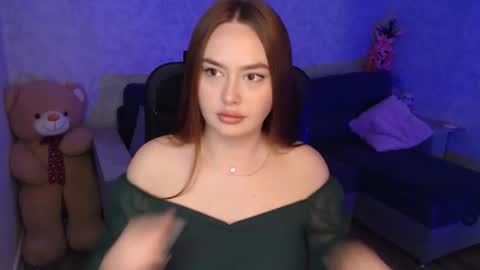 Snapshot of lily_baker_ chatting on 06-07-26, 07:45 lily_baker_ online show from 06-07-26, 07:45