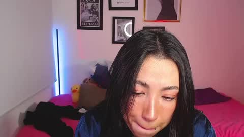 Snapshot of lily_evans_ chatting on 02-27-25, 01:05 just lily online show from 02-27-25, 01:05