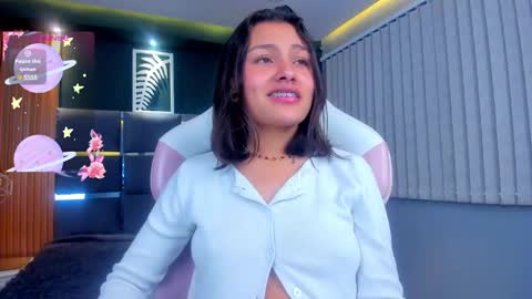 Lily online show from 03-08-25, 09:39