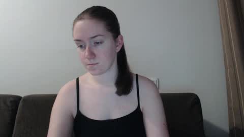 Snapshot of lily_love_x chatting on 12-14-24, 11:34 lily_love_x online show from 12-14-24, 11:34