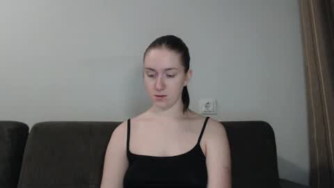 Snapshot of lily_love_x chatting on 12-16-24, 02:36 lily_love_x online show from 12-16-24, 02:36