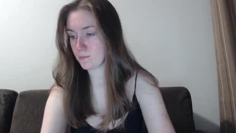 Snapshot of lily_love_x chatting on 12-17-24, 12:12 lily_love_x online show from 12-17-24, 12:12