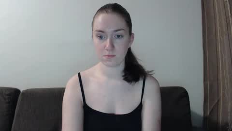 Snapshot of lily_love_x chatting on 12-22-24, 04:06 lily_love_x online show from 12-22-24, 04:06