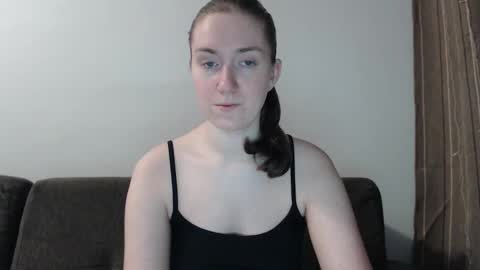 Snapshot of lily_love_x chatting on 12-24-24, 04:22 lily_love_x online show from 12-24-24, 04:22