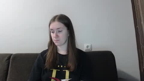 Snapshot of lily_love_x chatting on 01-09-25, 01:50 lily_love_x online show from 01-09-25, 01:50
