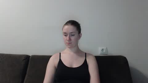 Snapshot of lily_love_x chatting on 01-25-25, 11:43 lily_love_x online show from 01-25-25, 11:43