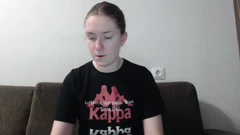 Snapshot of lily_love_x chatting on 02-10-25, 05:14 lily_love_x online show from 02-10-25, 05:14
