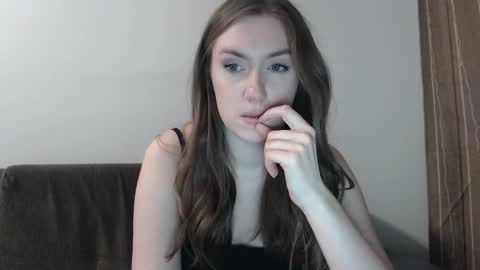 Snapshot of lily_love_x chatting on 02-17-25, 01:15 lily_love_x online show from 02-17-25, 01:15