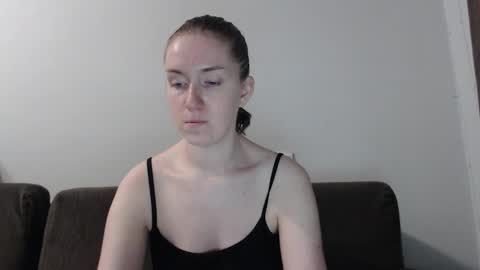 Snapshot of lily_love_x chatting on 09-22-25, 10:23 lily_love_x online show from 09-22-25, 10:23