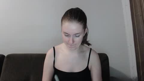 Snapshot of lily_love_x chatting on 10-11-25, 10:30 lily_love_x online show from 10-11-25, 10:30