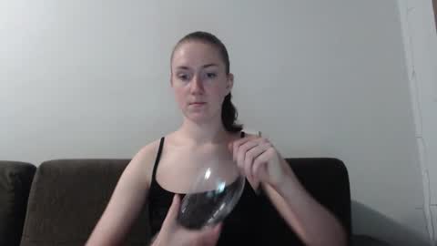 Snapshot of lily_love_x chatting on 10-20-25, 02:01 lily_love_x online show from 10-20-25, 02:01