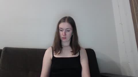 lily_love_x online show from 11-09-25, 12:20