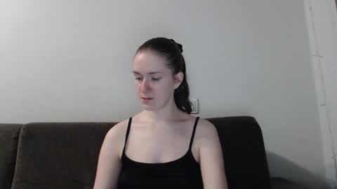 lily_love_x online show from 11-12-25, 11:58