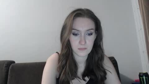 lily_love_x online show from 02-15-26, 11:01