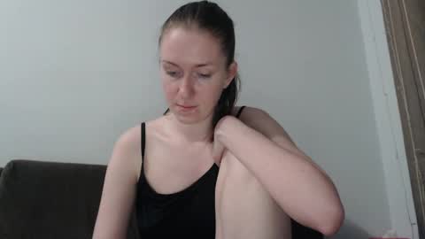 lily_love_x online show from 05-08-26, 01:11