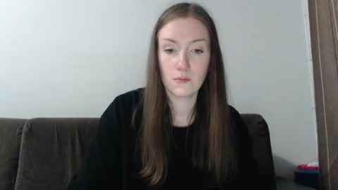 lily_love_x online show from 06-04-26, 11:22