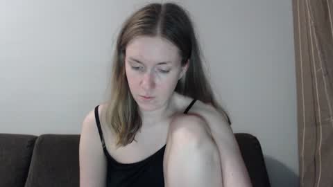 Snapshot of lily_love_x chatting on 07-15-26, 01:22 lily_love_x online show from 07-15-26, 01:22