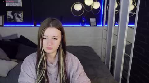 Lily online show from 02-27-25, 08:06