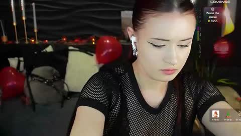 Lily online show from 02-08-26, 07:17