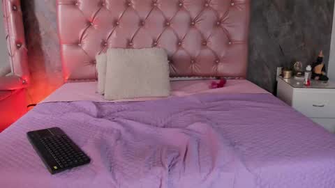 Snapshot of lily_rose0 chatting on 02-27-26, 07:58 lily_rose0 online show from 02-27-26, 07:58