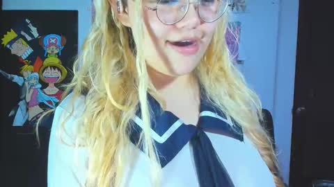 Snapshot of lily_stone04 chatting on 06-02-26, 09:44 lily_stone04 online show from 06-02-26, 09:44