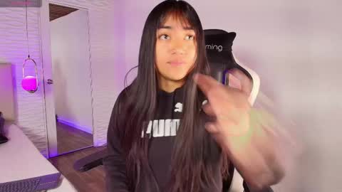 lily_waist online show from 10-11-25, 11:09