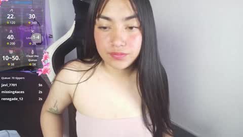 lily_waist online show from 10-27-25, 03:05