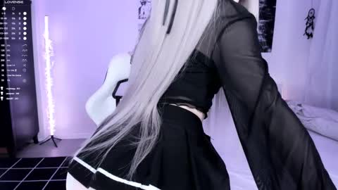 Lily online show from 03-10-25, 02:50