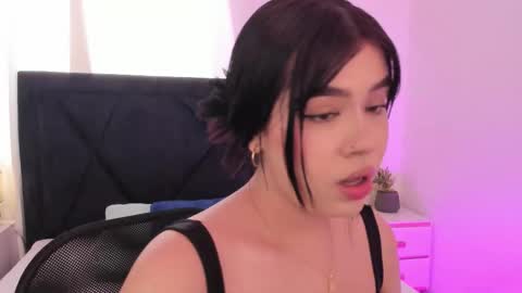 LilyWoodz online show from 03-25-26, 07:09