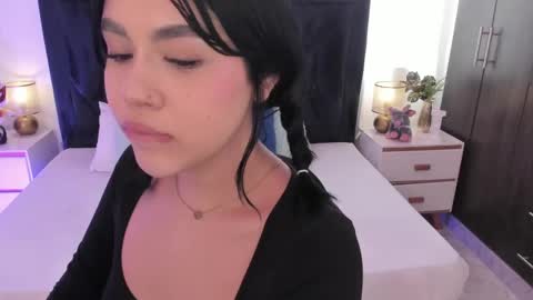 Snapshot of lily_woodz chatting on 05-29-26, 06:50 LilyWoodz online show from 05-29-26, 06:50
