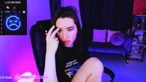 Snapshot of lily_xbaby chatting on 12-21-24, 09:55 LILY online show from 12-21-24, 09:55