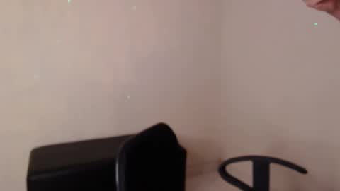 Snapshot of lilyadamsc chatting on 01-06-25, 02:26 Lily online show from 01-06-25, 02:26