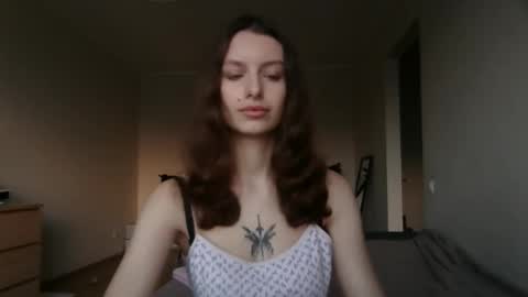 Snapshot of lilycandy_ chatting on 11-15-25, 01:29 lilycandy_ online show from 11-15-25, 01:29