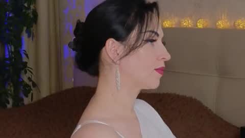 Lily online show from 09-15-25, 06:19