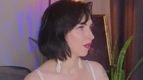 Snapshot of lilyconor chatting on 06-13-26, 06:44 Lily online show from 06-13-26, 06:44