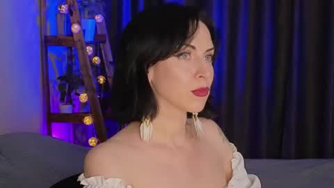 Snapshot of lilyconor chatting on 07-28-26, 11:39 Lily online show from 07-28-26, 11:39