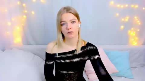 lilydavisss online show from 02-09-26, 02:59