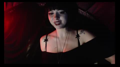 Snapshot of lilyimp chatting on 07-31-26, 02:00 LUka online show from 07-31-26, 02:00