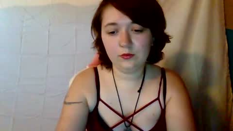 Snapshot of lilylovegood04 chatting on 07-11-26, 03:48 lily online show from 07-11-26, 03:48